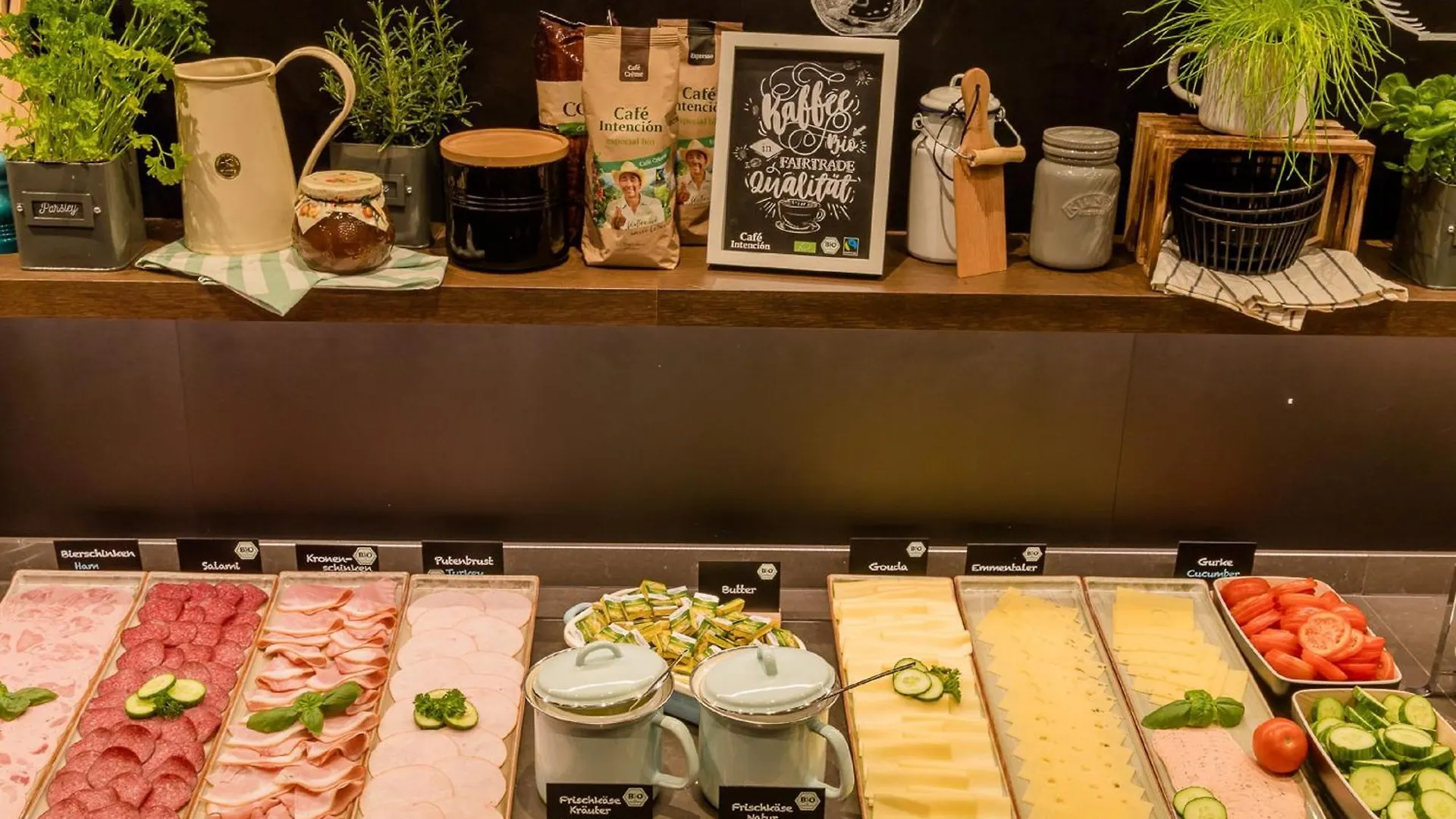 Motel One Wien-Hauptbahnhof 3*, Vídeň