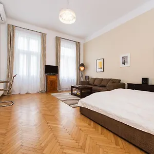Rosa Linde - Comfort Bed & Breakfast