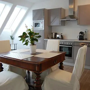 Apartment Alga Am Westbahnhof