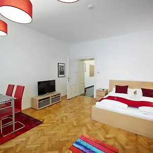 Stadthalle - Familycityapartment Vienna