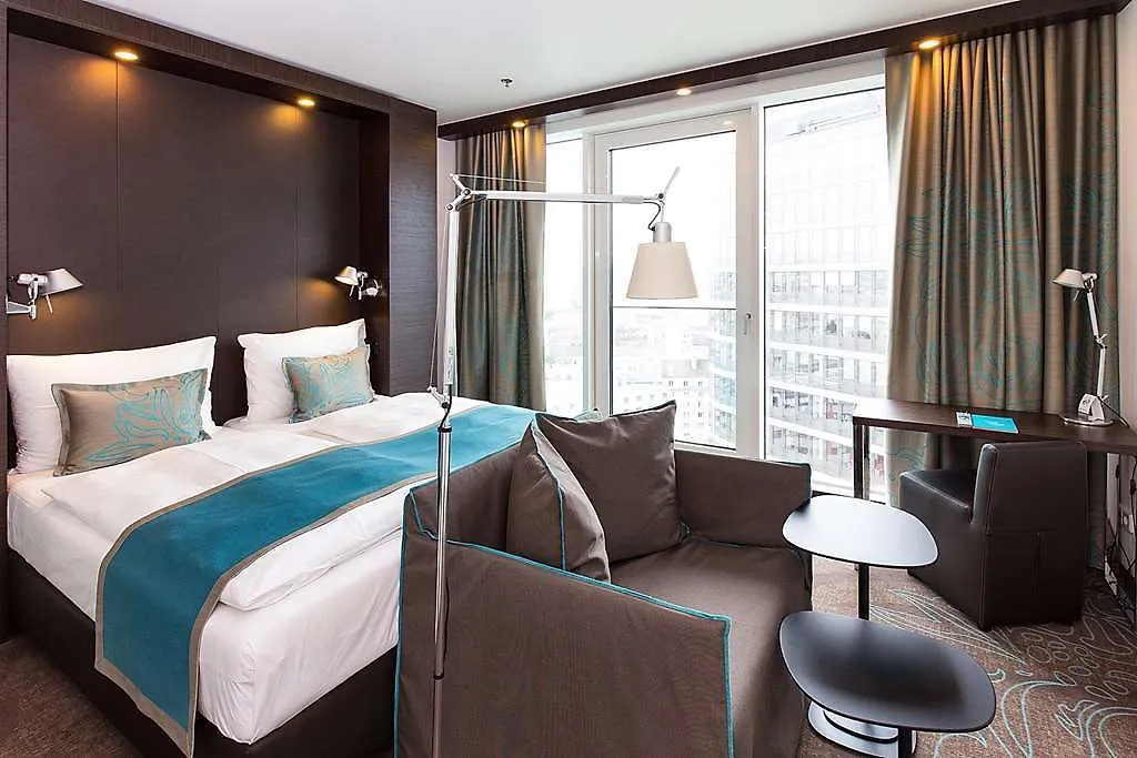 Motel One Wien-Hauptbahnhof 3*, Wien Österrike