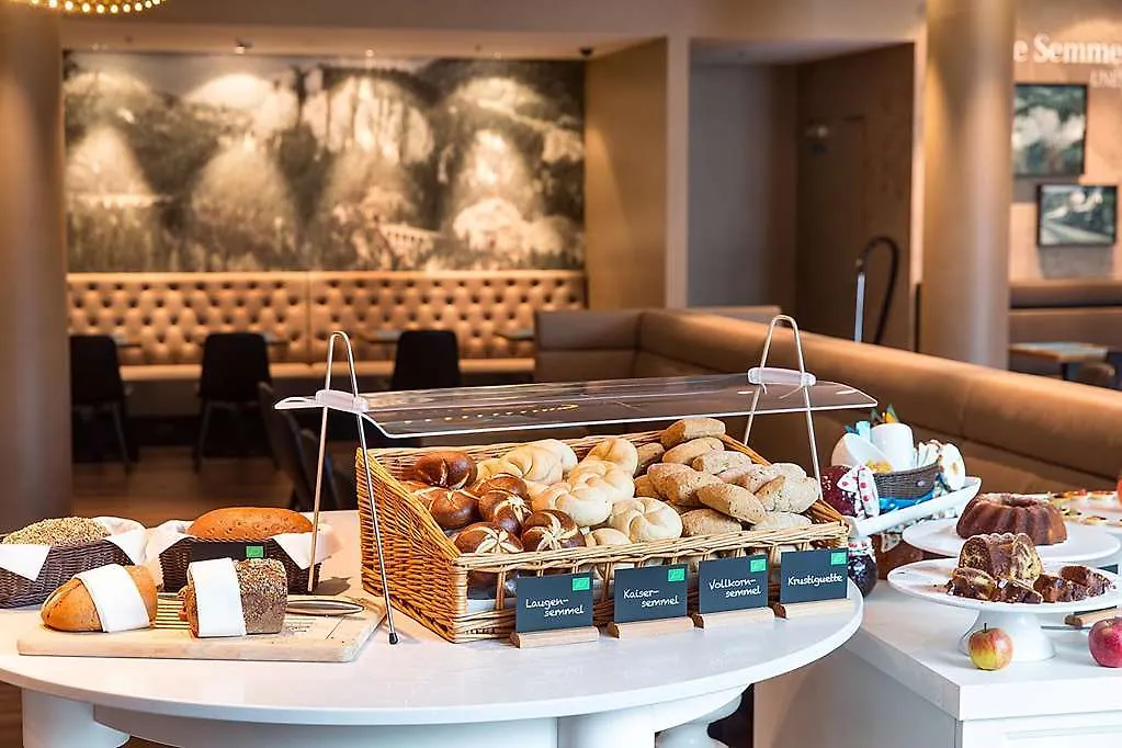 *** Hotel Motel One Wien-Hauptbahnhof Austria